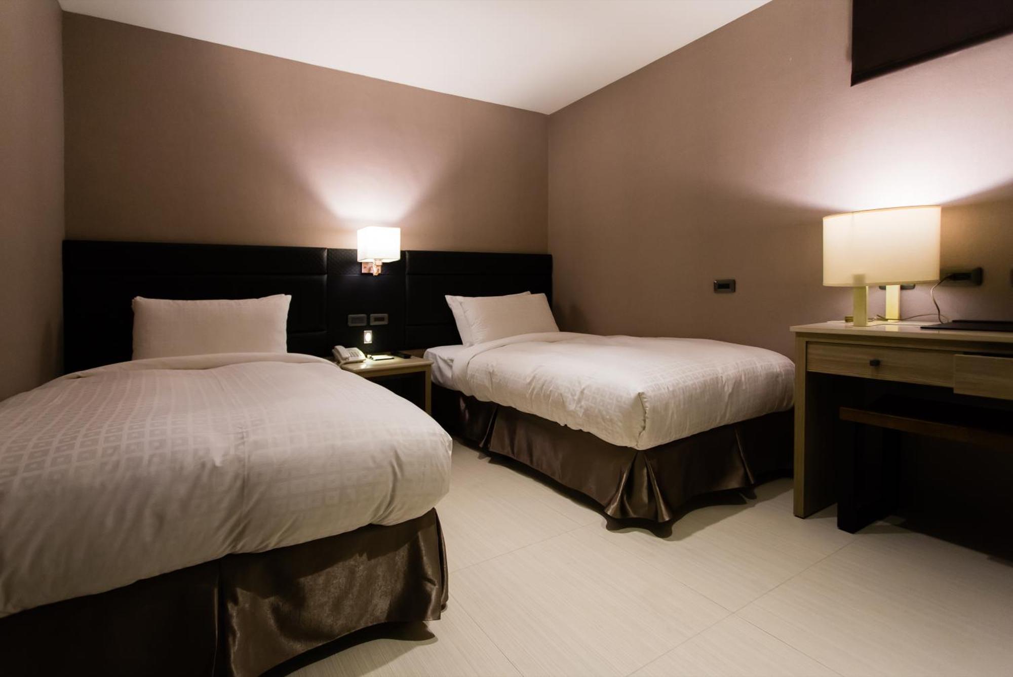 Chiayi Oriental Pearl International Hotel Fanlu Extérieur photo